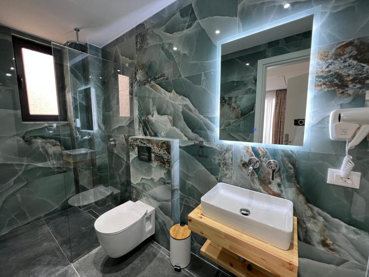 Poseidon Hotel 2 Ксамил Екстериор снимка